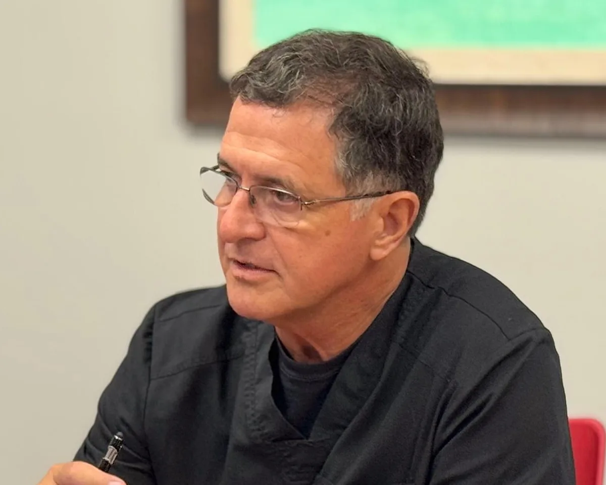 Dr. Michael Baptista